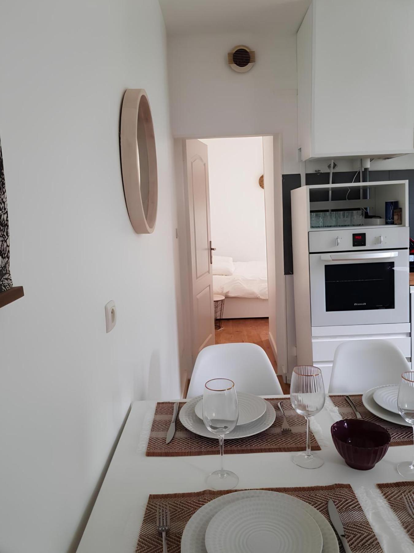 Sleepin Orleans - Parking - Netflix Apartment Bagian luar foto